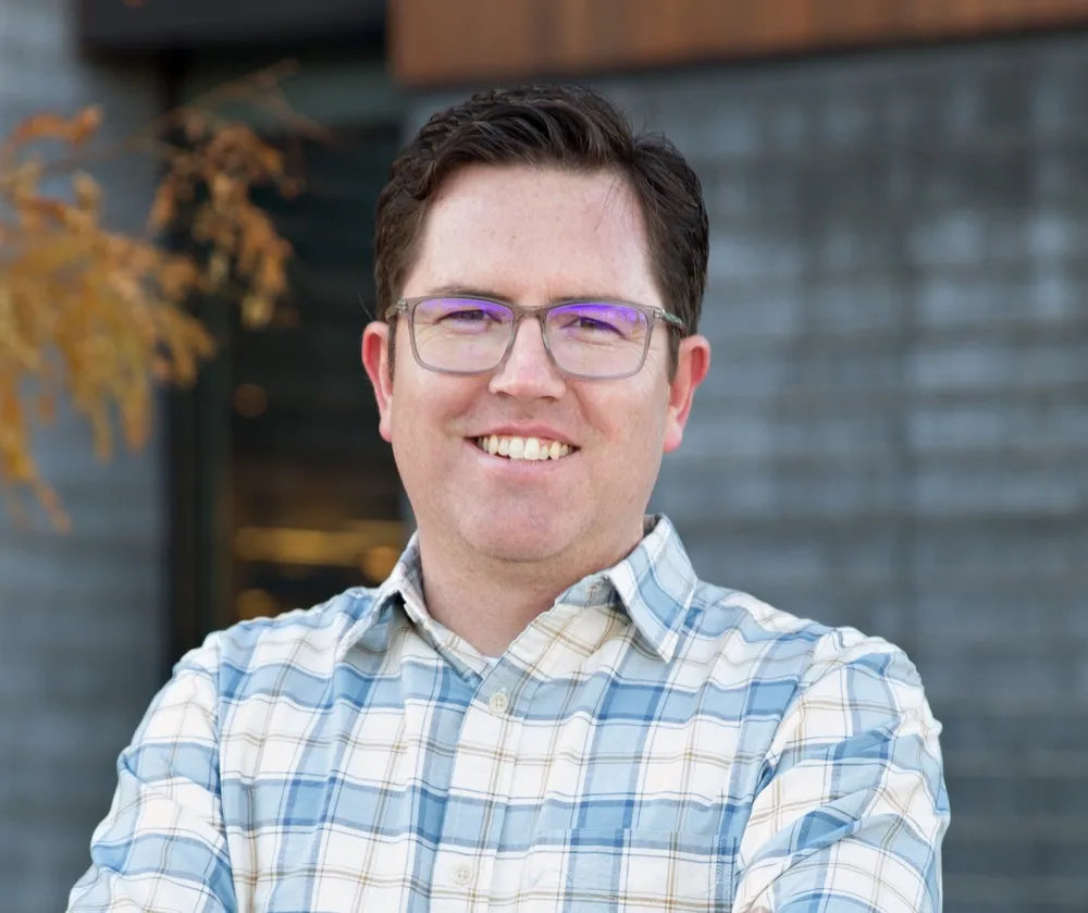 Geoffrey Douglas, Founder of Never Behind